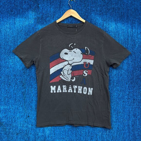 Peanuts Snoopy US Cartoon T-Shirt Size Medium - Picture 1 of 4